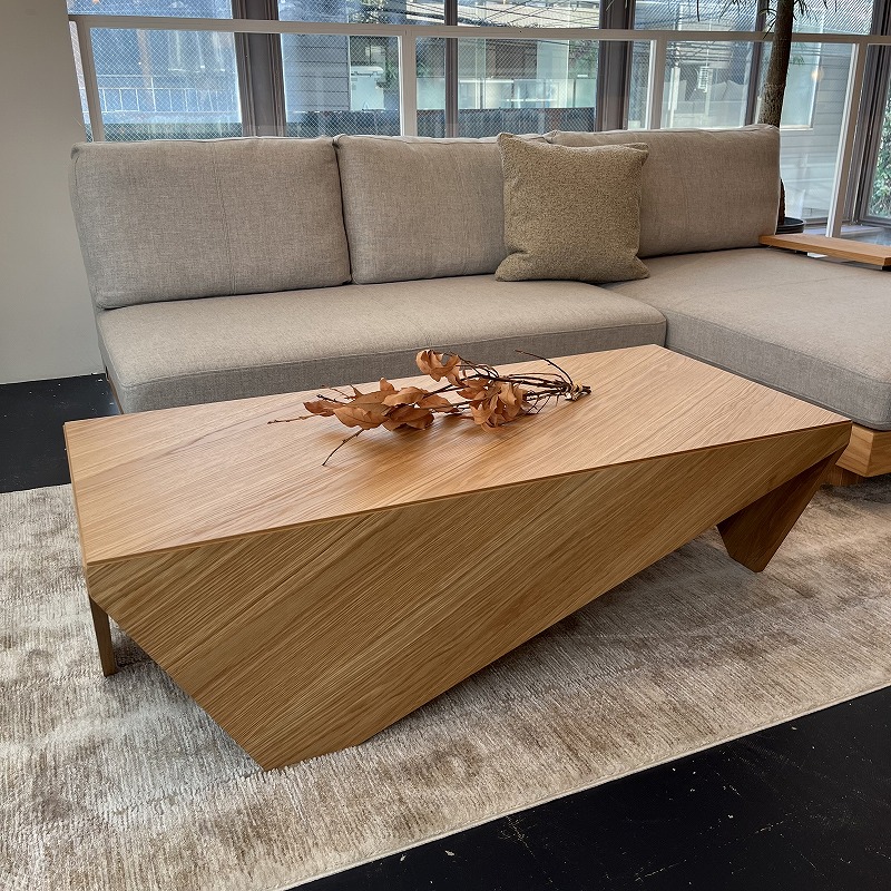 オノエファニチャー　木製ダイニングテーブル The ONOE FURNITURE (@the_onoe_furniture) • Instagram photos and videos